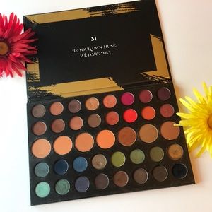 Morphs dare to create palette